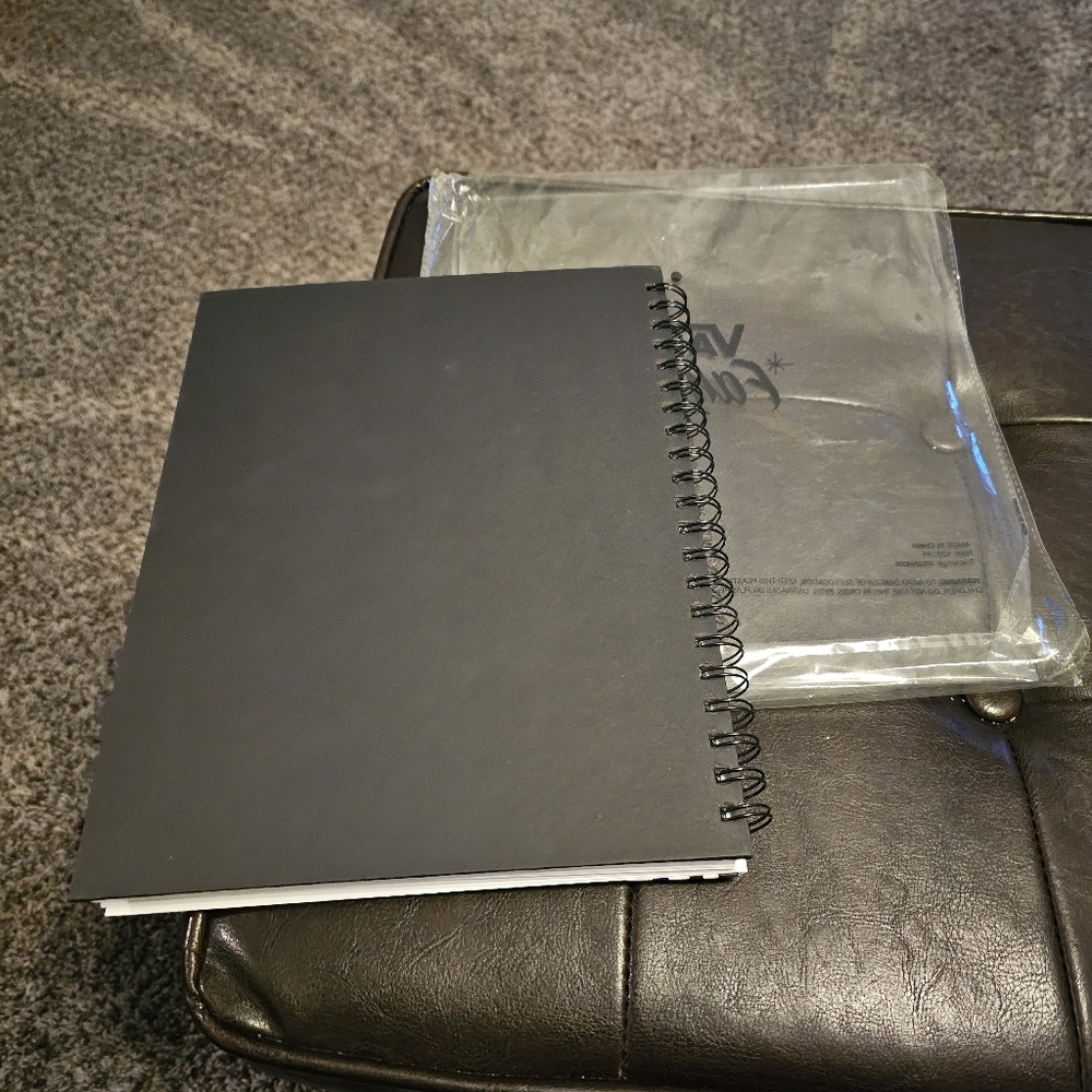 Vans Family Notebook - Picture 6 of 6
